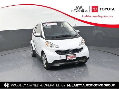 Used 2015 smart fortwo pure image 1