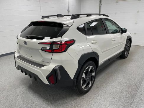 Used 2025 Subaru Crosstrek 2.5i Limited AWD/4WD image 9