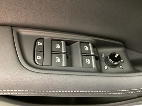 New 2026 Audi Q8 Premium Plus image 17