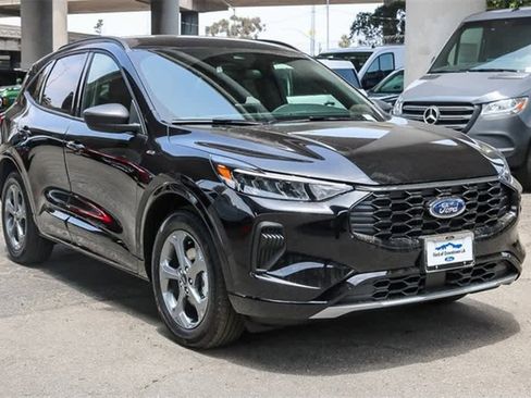 New 2024 Ford Escape ST-Line w/ Equipment Group 301A image 3