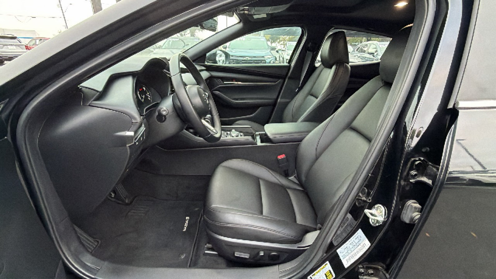 Used 2025 MAZDA MAZDA3 s FWD image 12