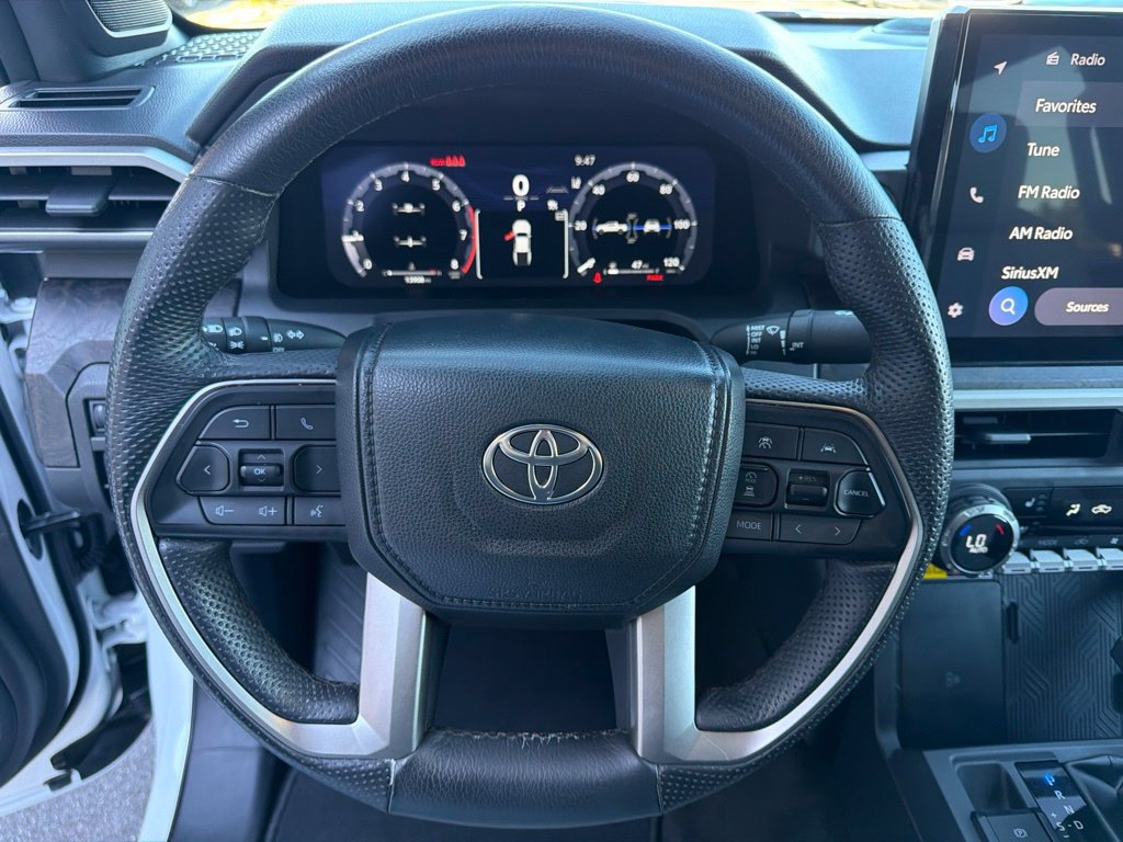 Used 2024 Toyota Tacoma Limited w/ Limited Package (LT) AWD/4WD image 22