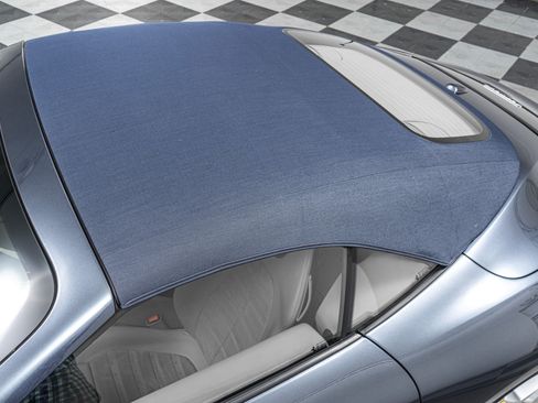Used 2025 Ferrari Roma Spider RWD image 40