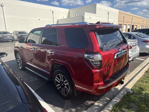 Used 2024 Toyota 4Runner Limited AWD/4WD image 10