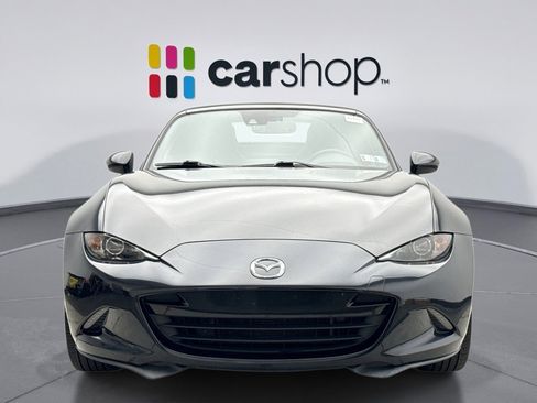 Used 2017 MAZDA MX-5 Miata RF Grand Touring RWD image 8
