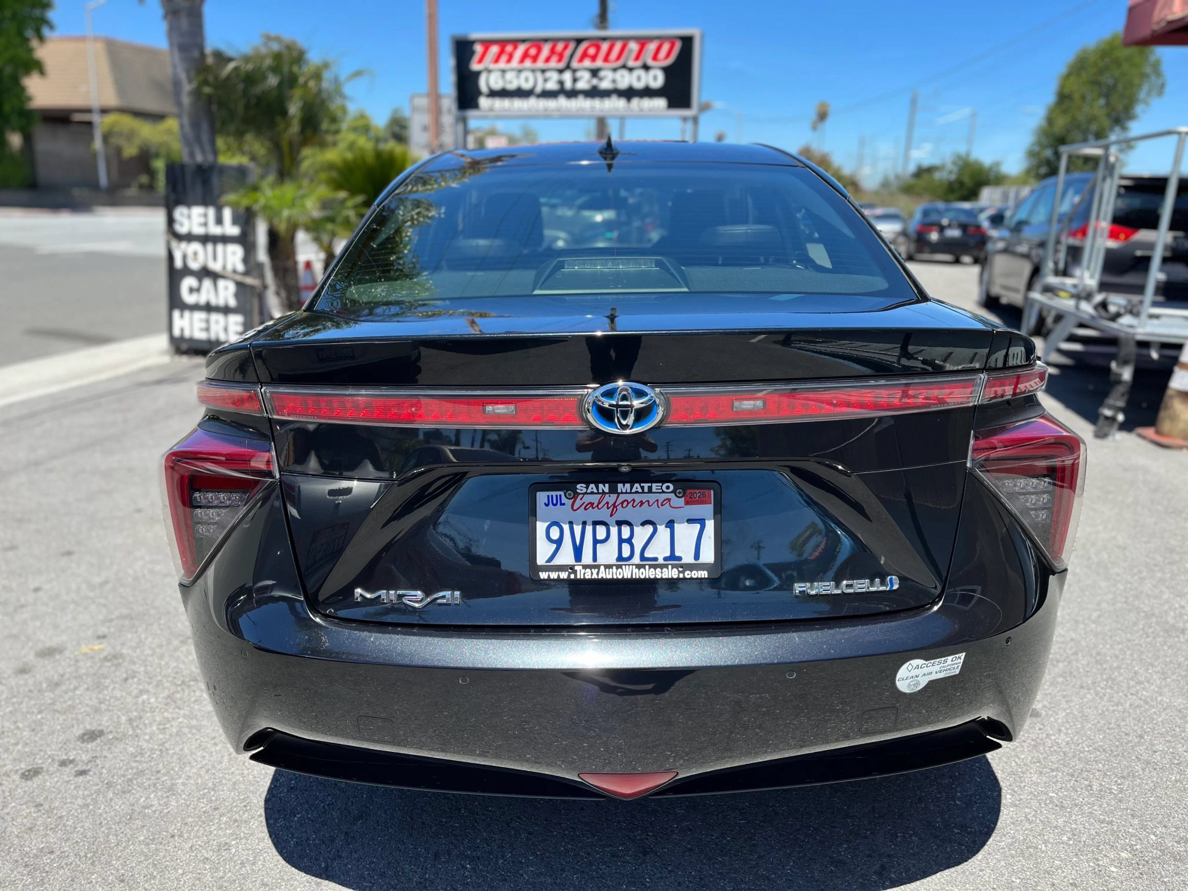 Used 2016 Toyota Mirai FWD image 6