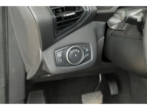 Used 2018 Ford Escape SE w/ SE Sync 3 Package AWD/4WD image 15