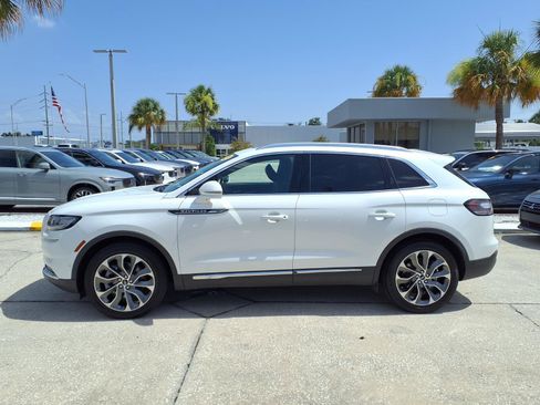 Used 2023 Lincoln Nautilus Reserve w/ Equipment Group 201A AWD/4WD image 4
