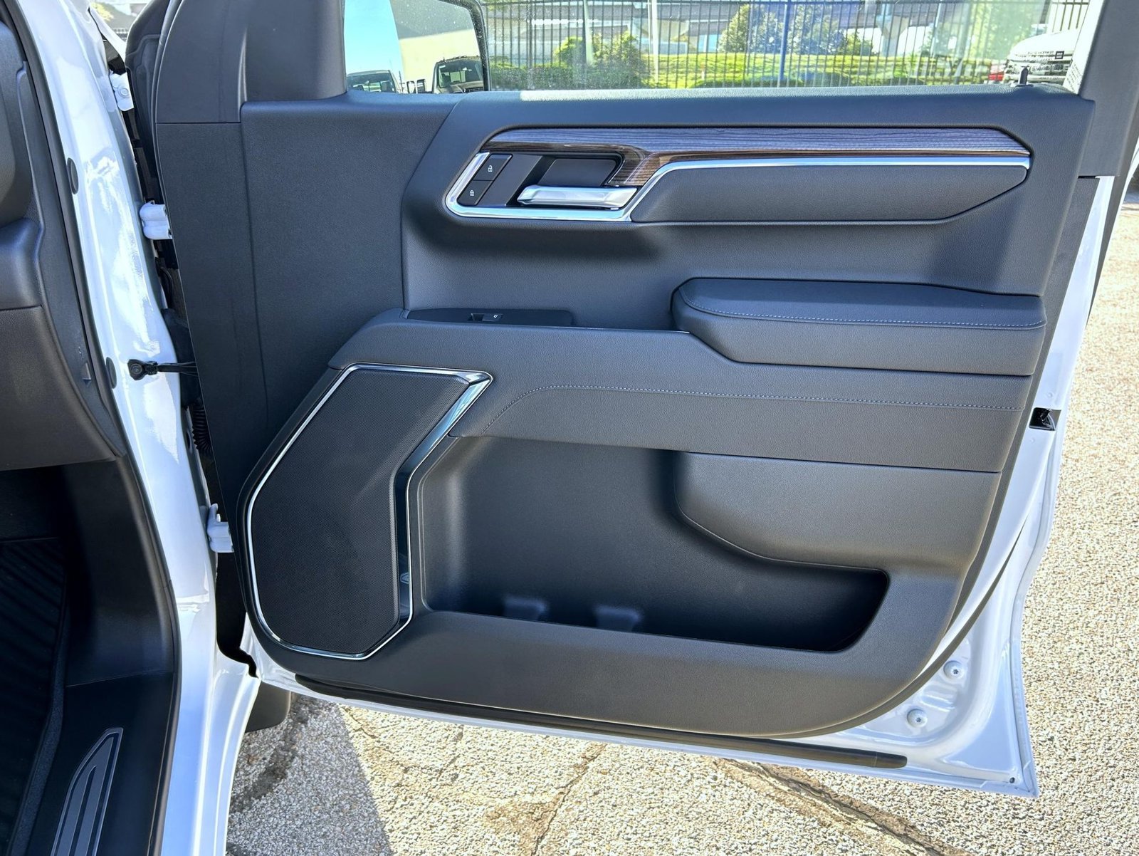 New 2026 Chevrolet Silverado 1500 RST w/ Z71 Off-Road Package AWD/4WD image 15