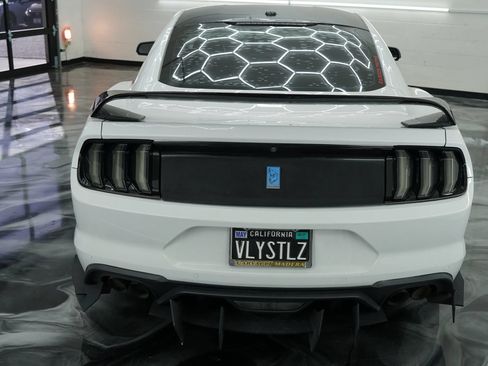 Used 2019 Ford Mustang GT Premium w/ Equipment Group 401A RWD image 30