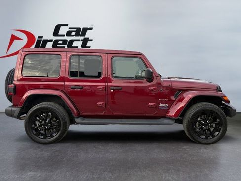Used 2021 Jeep Wrangler Unlimited Sahara w/ Cold Weather Group image 9
