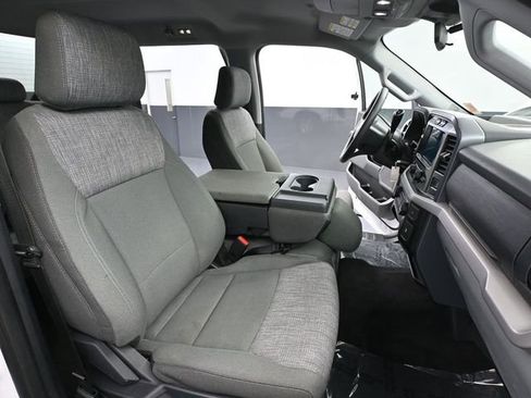 Used 2023 Ford F150 XLT w/ XTR Package image 44