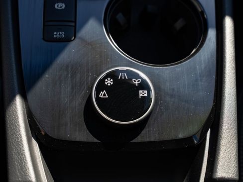 New 2026 Nissan Rogue SV AWD/4WD image 20