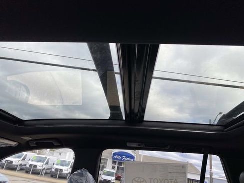 New 2026 Toyota Grand Highlander AWD Hybrid image 8