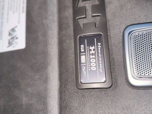 Used 2025 Cadillac Escalade V image 15