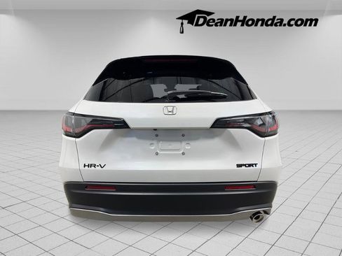 New 2026 Honda HR-V Sport image 4