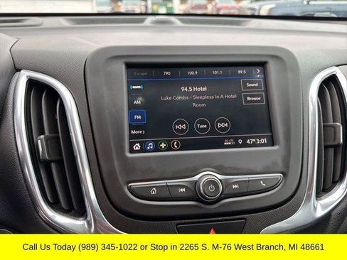 Used 2021 Chevrolet Equinox LT FWD image 17