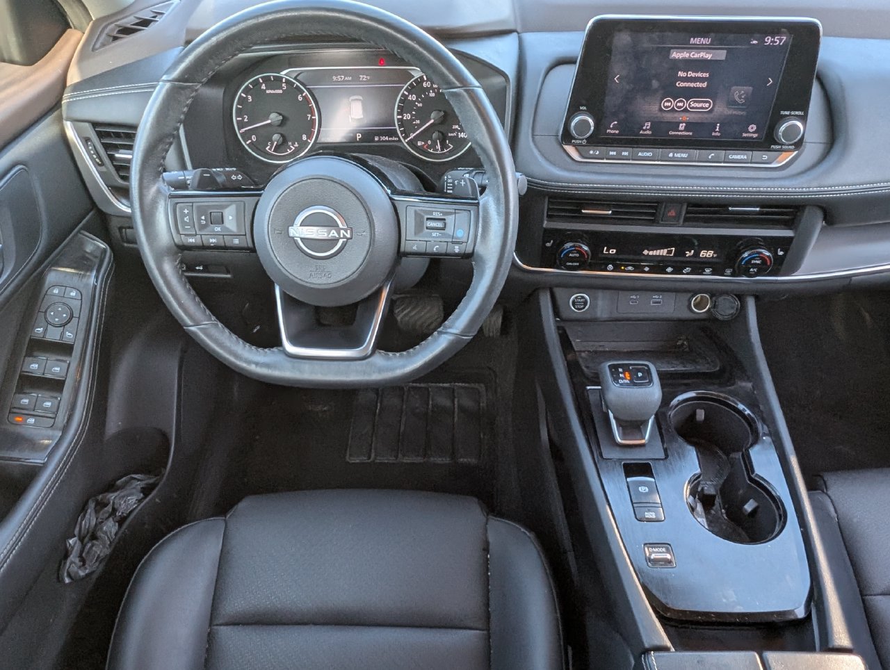 Used 2023 Nissan Rogue SV w/ SV Premium B Package FWD image 10