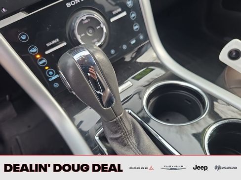 Used 2013 Ford Edge Limited AWD/4WD image 23