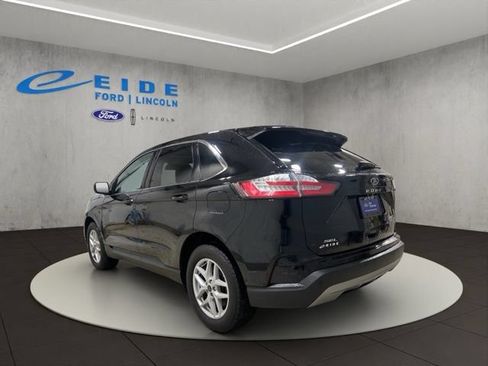 Certified 2024 Ford Edge SEL w/ Convenience Package AWD/4WD image 8