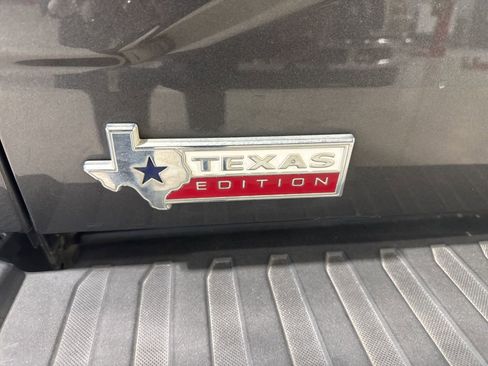 Used 2015 Ford F150 XLT w/ Equipment Group 301A Mid image 9