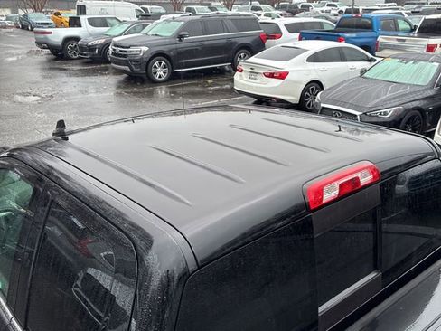 Used 2017 GMC Sierra 1500 SLT w/ SLT Premium Package image 8