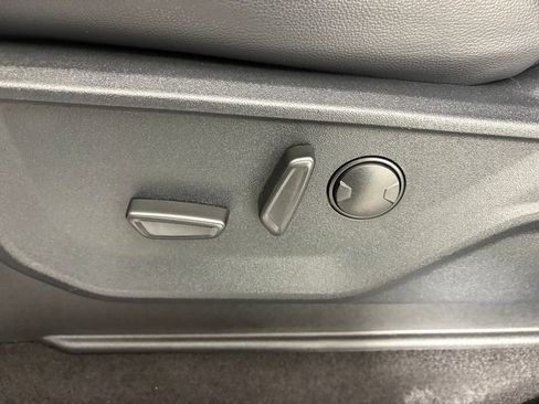 Certified 2025 Ford F150 Lariat AWD/4WD image 14