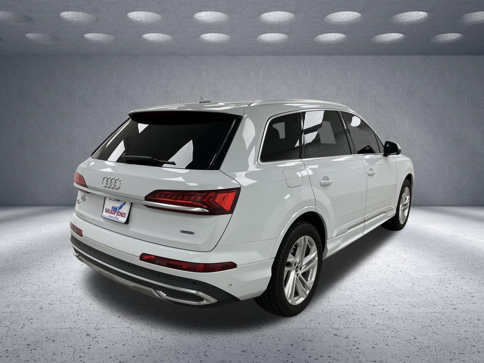 Used 2023 Audi Q7 2.0T Premium AWD/4WD image 5