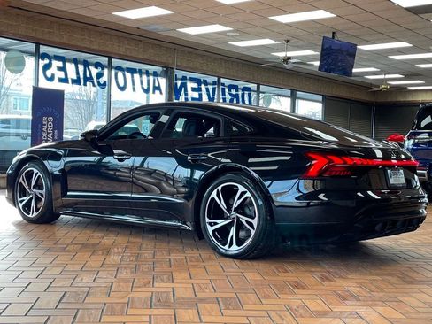 Used 2024 Audi e-tron GT Premium Plus w/ Performance Package image 6
