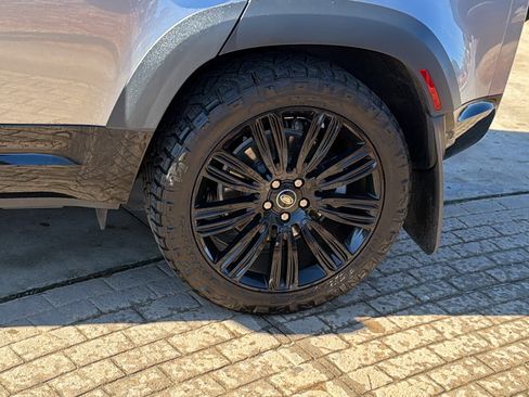 Used 2022 Land Rover Defender 110 X-Dynamic HSE image 12