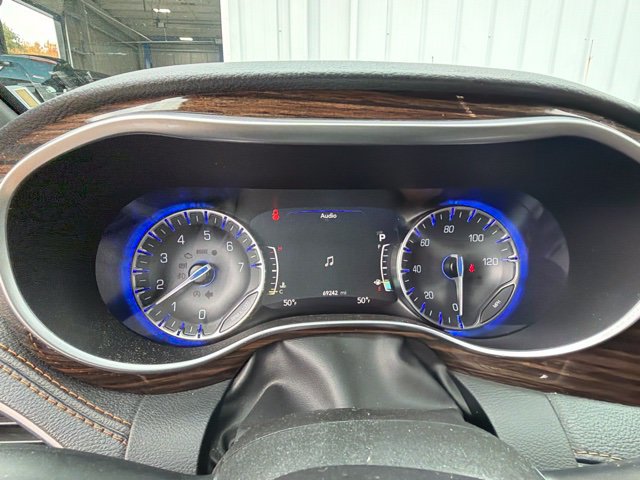 Used 2021 Chrysler Pacifica Pinnacle AWD/4WD image 21