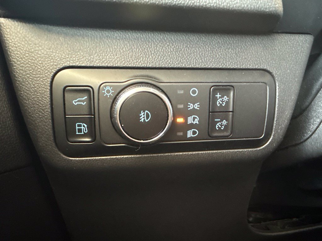 Used 2023 Ford Escape ST-Line Elite w/ Premium Technology Package AWD/4WD image 18