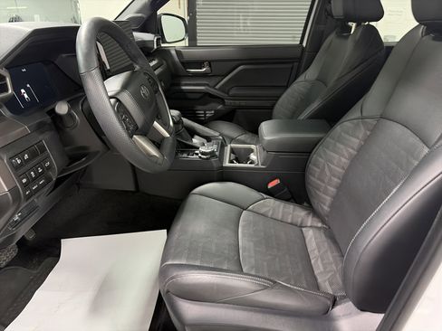 Used 2024 Toyota Tacoma TRD Off-Road w/ TRD Off Road Premium Package image 13