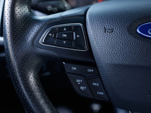 Used 2017 Ford Focus ST image 29