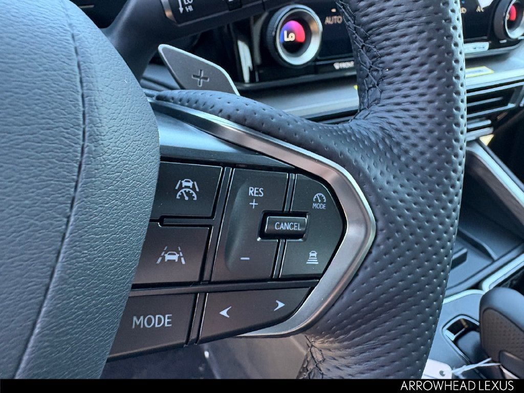New 2026 Lexus TX 500h AWD image 18