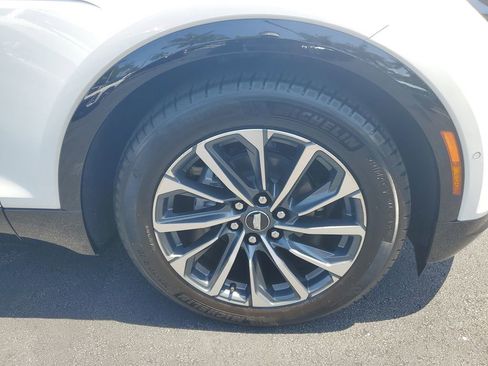 New 2025 Cadillac Lyriq Sport image 9