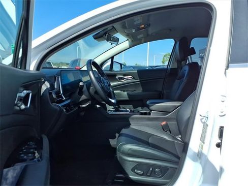 Used 2023 Kia Sportage EX image 19