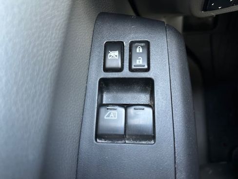 Used 2021 Nissan NV 2500 SV image 16