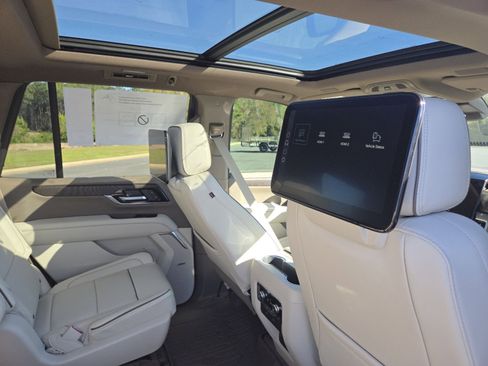 New 2026 GMC Yukon Denali image 31