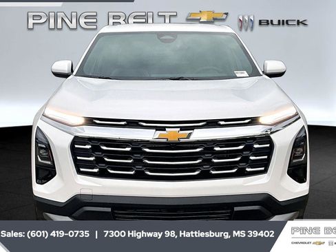 New 2026 Chevrolet Equinox LT FWD image 3