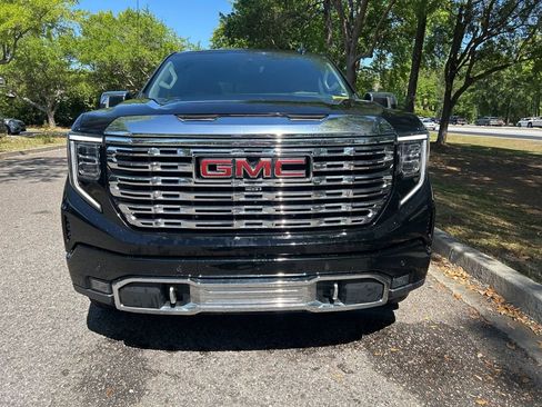 Used 2023 GMC Sierra 1500 Denali w/ Denali Reserve Package image 3