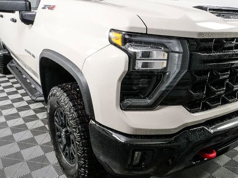 New 2026 Chevrolet Silverado 2500 ZR2 image 35