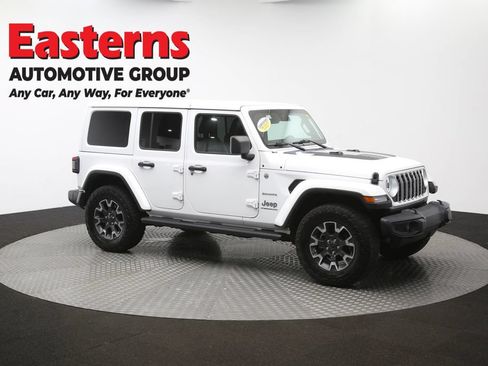 Used 2024 Jeep Wrangler Unlimited Sahara w/ Dual Top Group AWD/4WD image 47