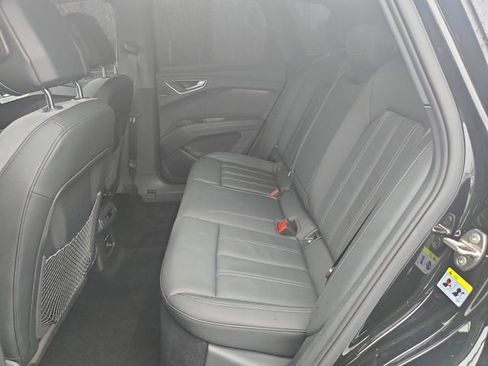 Used 2023 Audi Q4 e-tron Premium Plus w/ Premium Plus image 11