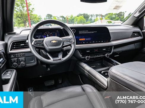 Used 2025 Chevrolet Tahoe LT AWD/4WD image 30