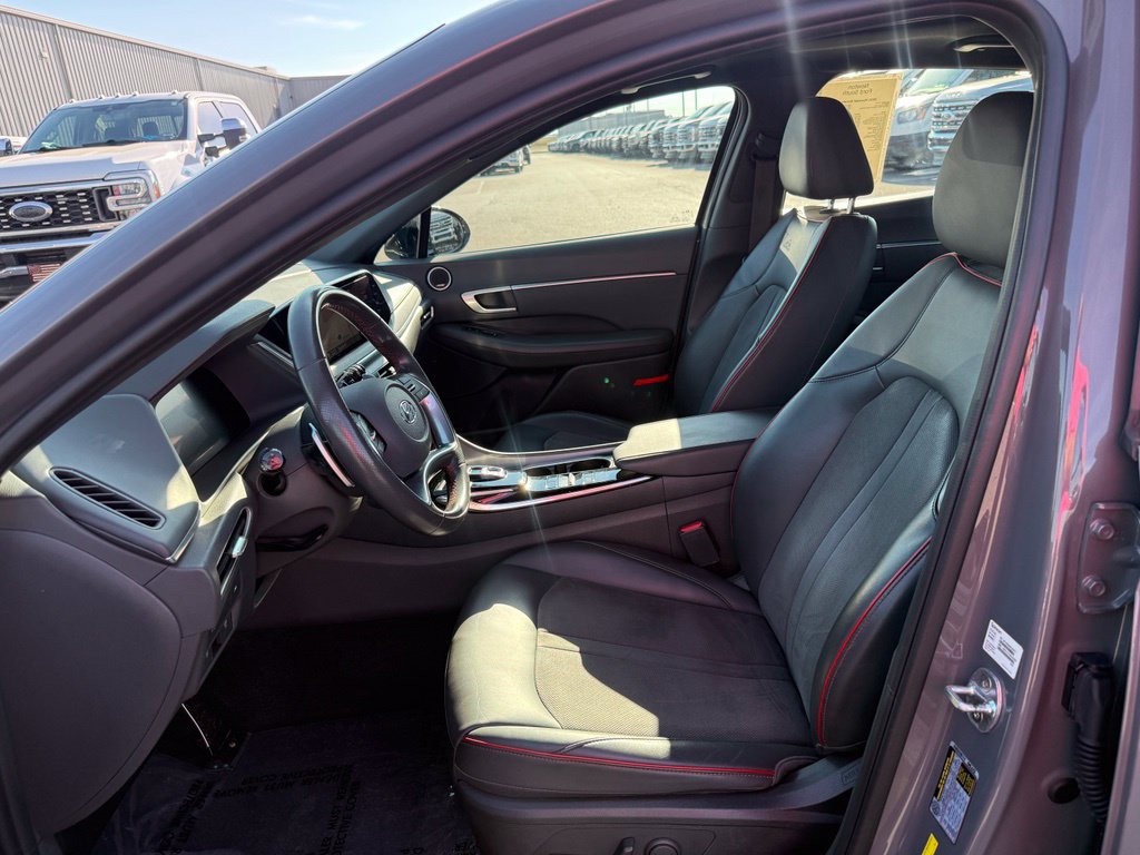 Used 2021 Hyundai Sonata SEL Plus w/ Tech Package FWD image 5