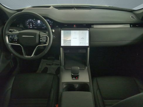 Certified 2025 Land Rover Discovery Sport Dynamic SE image 13