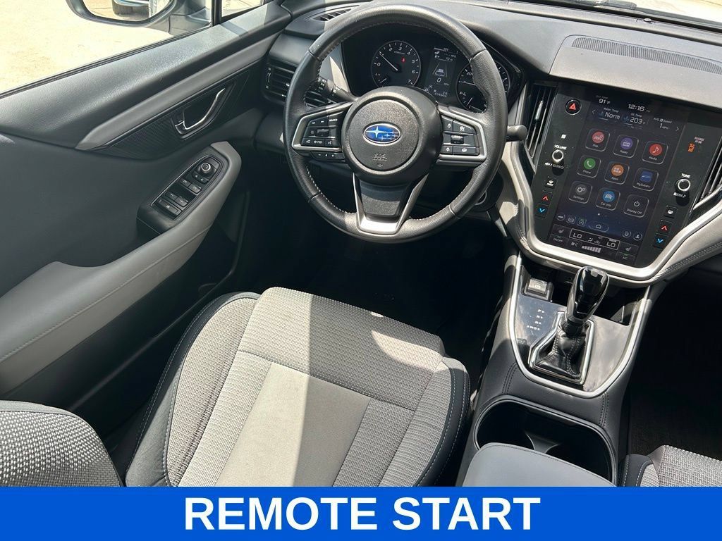 Used 2025 Subaru Outback Premium AWD/4WD image 10