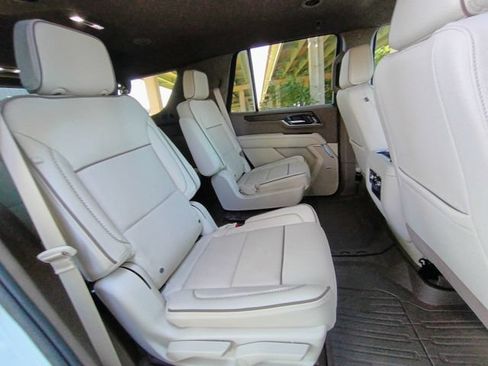 Used 2025 GMC Yukon Denali w/ LPO, Floor Liner Package RWD image 57