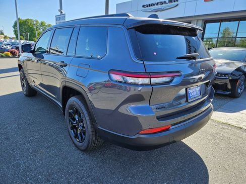 New 2026 Jeep Grand Cherokee L 4WD image 3